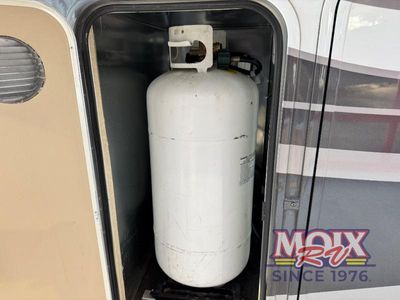 2018 DRV Luxury Suites Mobile Suites - Photo 11