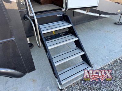 2018 DRV Luxury Suites Mobile Suites - Photo 20