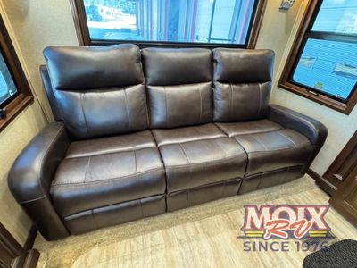 2018 DRV Luxury Suites Mobile Suites - Photo 36