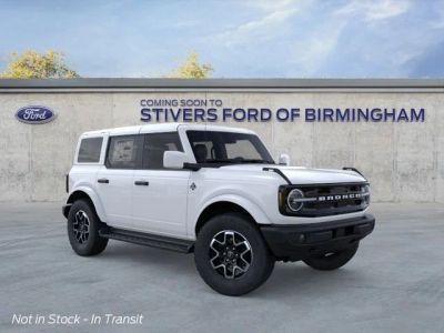 2026 Ford Bronco Outer Banks in Oxford White — front three-quarter view