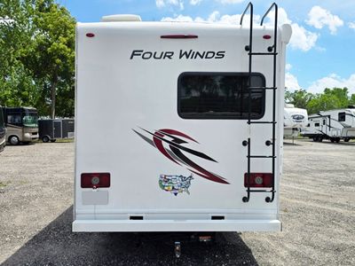 2023 Thor Four Winds - Photo 2