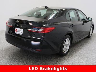 2025 Toyota Camry FWD - Photo 7