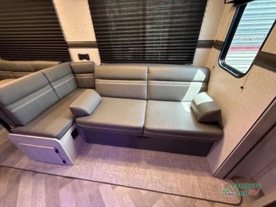2024 CrossRoads RV Zinger - Photo 25