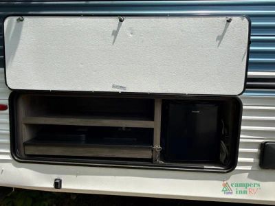 2024 CrossRoads RV Zinger - Photo 11