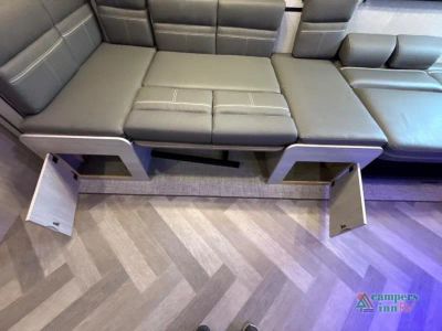 2024 CrossRoads RV Zinger - Photo 32