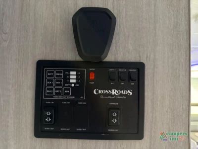 2024 CrossRoads RV Zinger - Photo 15