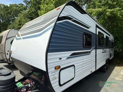 2024 CrossRoads RV Zinger - Photo 3