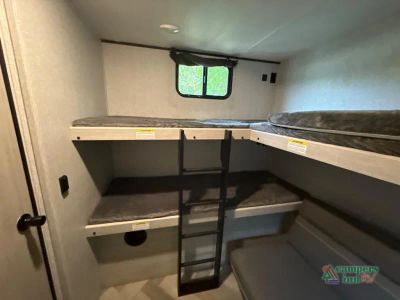 2024 CrossRoads RV Zinger - Photo 50