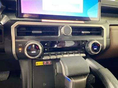 2026 Toyota 4Runner - Photo 23