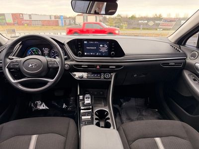 2020 Hyundai Sonata Hybrid - Photo 29