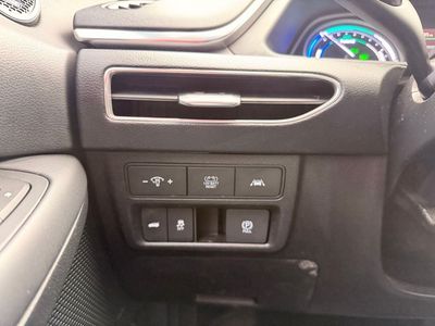 2020 Hyundai Sonata Hybrid - Photo 25