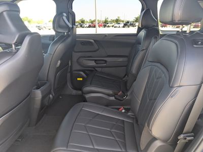 2027 Kia Telluride Hybrid - Photo 21