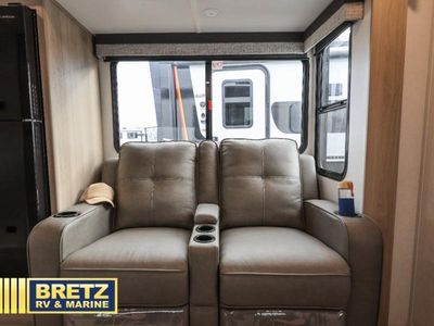 2026 Dutchmen RV Kodiak — photo 8 view