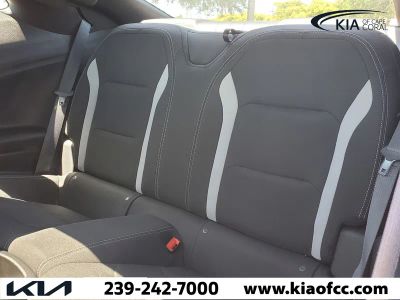 2023 Chevrolet Camaro — photo 12 view