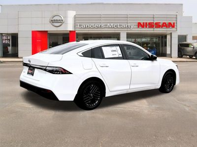 2026 Nissan Sentra - Photo 3