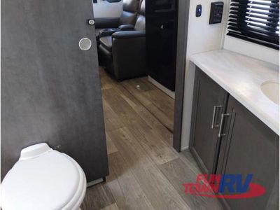 2024 Keystone RV Cougar Half-Ton - Photo 37