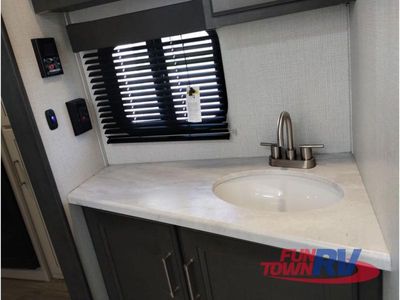 2024 Keystone RV Cougar Half-Ton - Photo 38