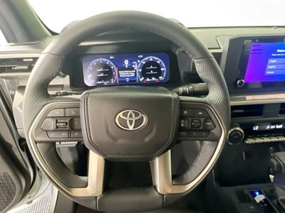 2025 Toyota Tacoma 4WD — photo 15 view