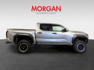 2025 Toyota Tacoma 4WD — photo 7 view