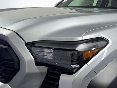 2025 Toyota Tacoma 4WD — photo 9 view