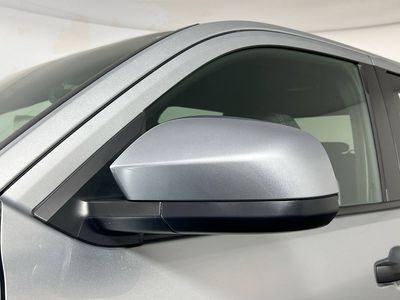 2025 Toyota Tacoma 4WD — photo 10 view