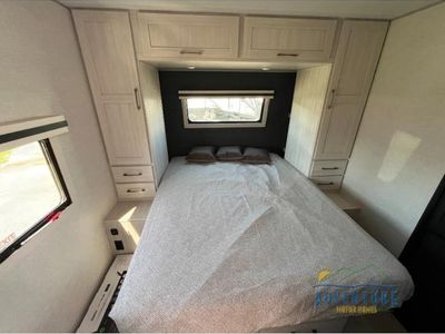 2025 Forest River Surveyor Legend - Photo 11