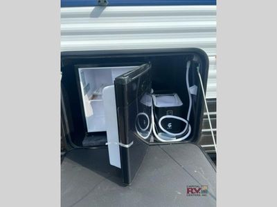 2026 Forest River RV Cherokee Grey Wolf - Photo 9