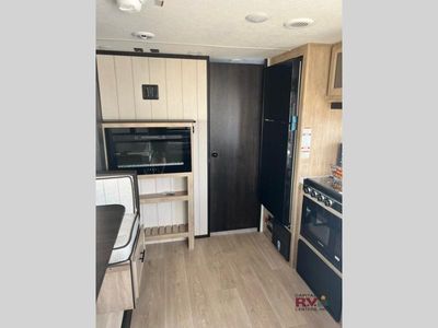 2026 Forest River RV Cherokee Grey Wolf - Photo 18