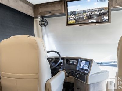 2026 Tiffin Motorhomes Phaeton - Photo 13