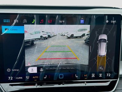 2026 Volkswagen Tiguan — photo 13 view