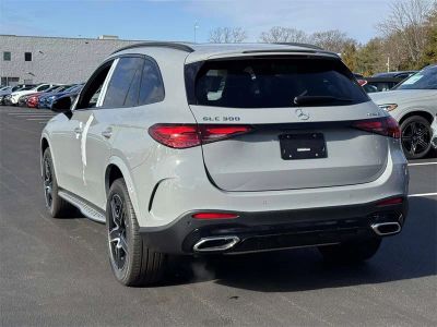 2026 Mercedes-Benz GLC — photo 8 view