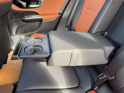 2026 Mercedes-Benz GLC — photo 30 view