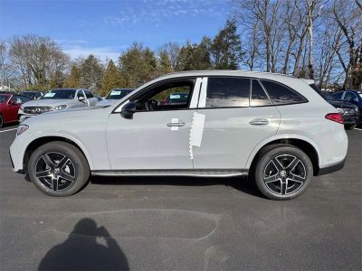 2026 Mercedes-Benz GLC — photo 11 view