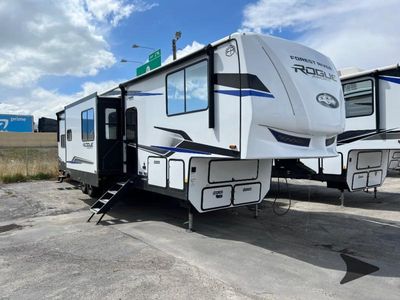 2025 Forest River RV Vengeance Rogue Armored - Photo 2