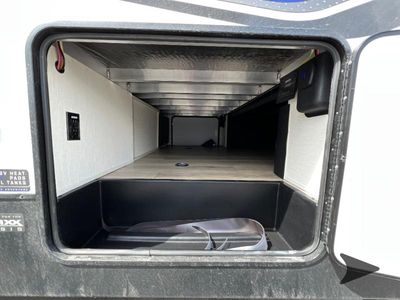 2025 Forest River RV Vengeance Rogue Armored - Photo 10