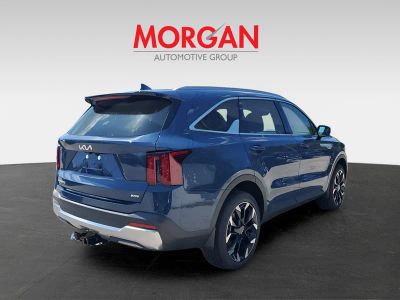 2025 Kia Sorento — engine compartment view