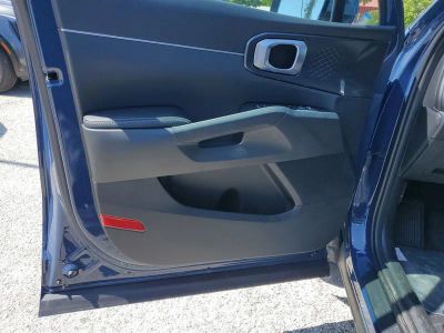 2025 Kia Sorento — photo 11 view