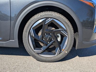 2025 Kia K4 — photo 13 view