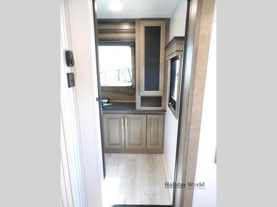 2025 Keystone Montana - Photo 12