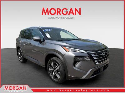 2025 Nissan Rogue SL in Gray — front three-quarter view