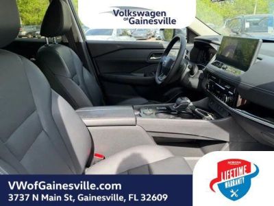 2025 Nissan Rogue — photo 9 view