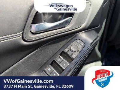 2025 Nissan Rogue — photo 17 view