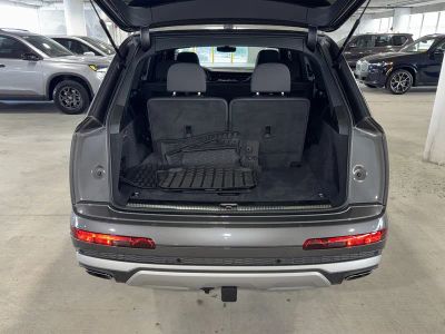 2025 Audi Q7 — photo 13 view