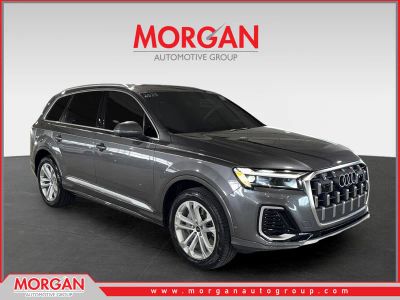 2025 Audi Q7 45 Premium in Gray — front three-quarter view