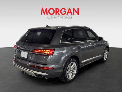 2025 Audi Q7 — photo 8 view