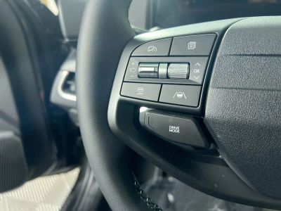 2025 Kia K4 — photo 17 view