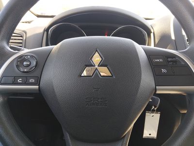 2025 Mitsubishi Outlander Sport - Photo 12