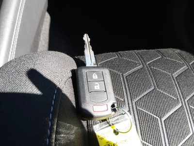 2025 Mitsubishi Outlander Sport - Photo 15