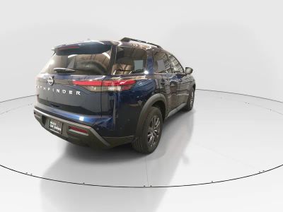2025 Nissan Pathfinder — photo 7 view