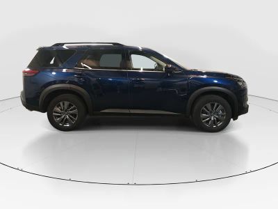 2025 Nissan Pathfinder — photo 8 view